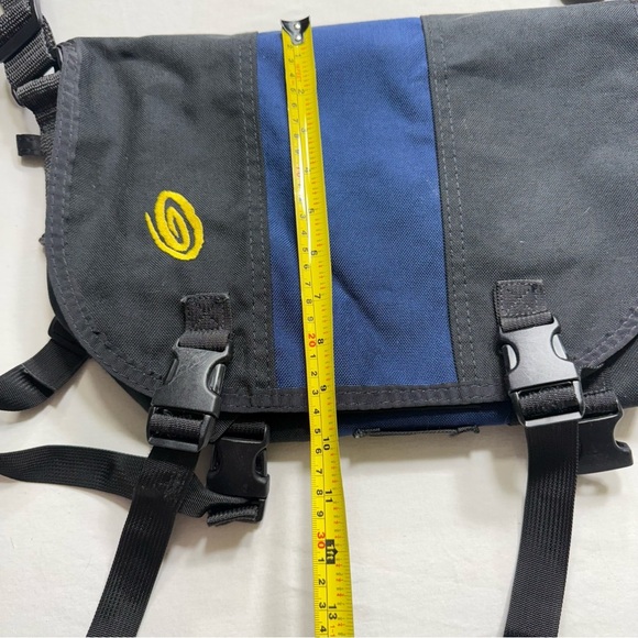 Timbuk2 Black and Blue Small Messenger Bag - Picture 3 of 10